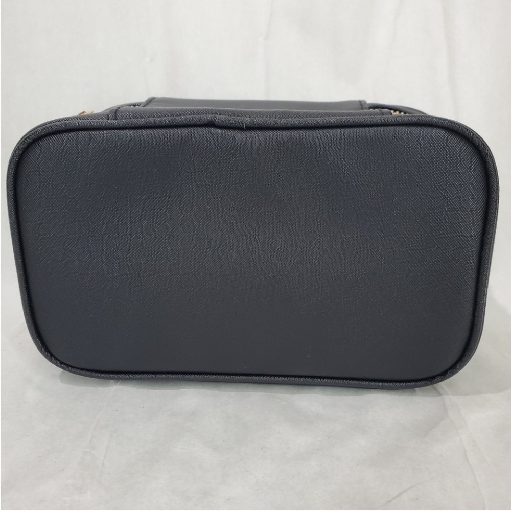 Versace Black and Gold Toiletry Bag Vanity Case Parfums Collection - Picture 8 of 9
